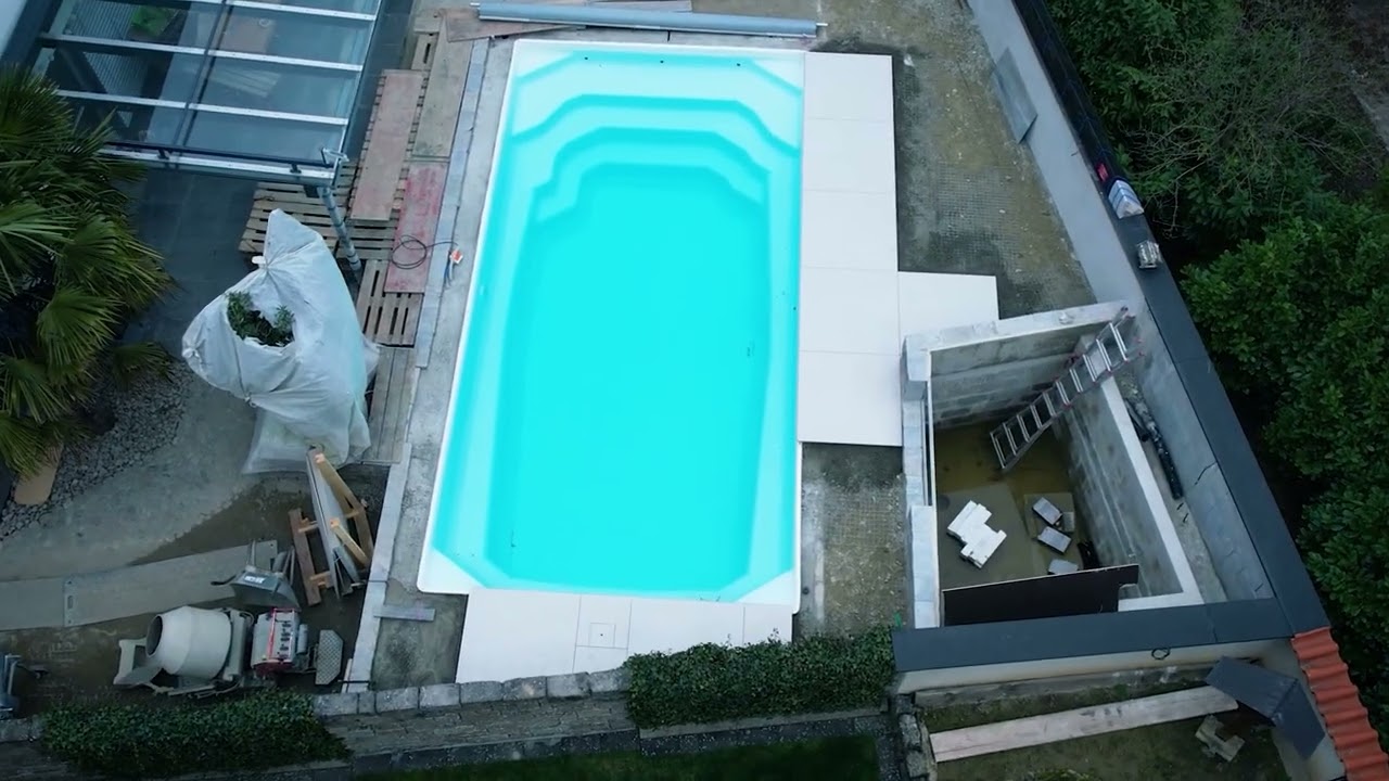 Vom Rohbau zum Traumgarten: Pool- und Gartenverwandlung mit Trotter Gartenbau