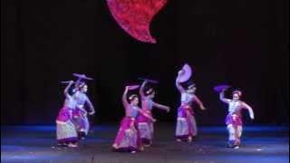 Indonesian folk dance: Bajidor Kahot from West Java