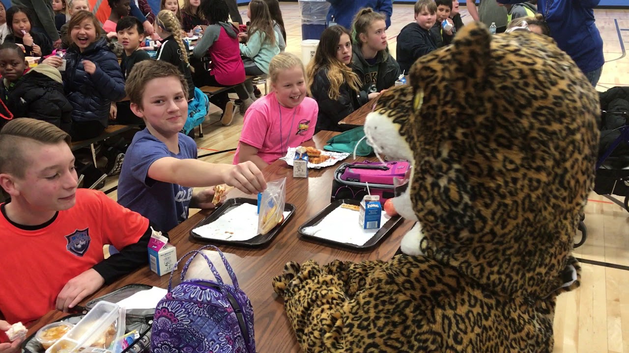 Surprise military homecoming at McKinley Elementary School