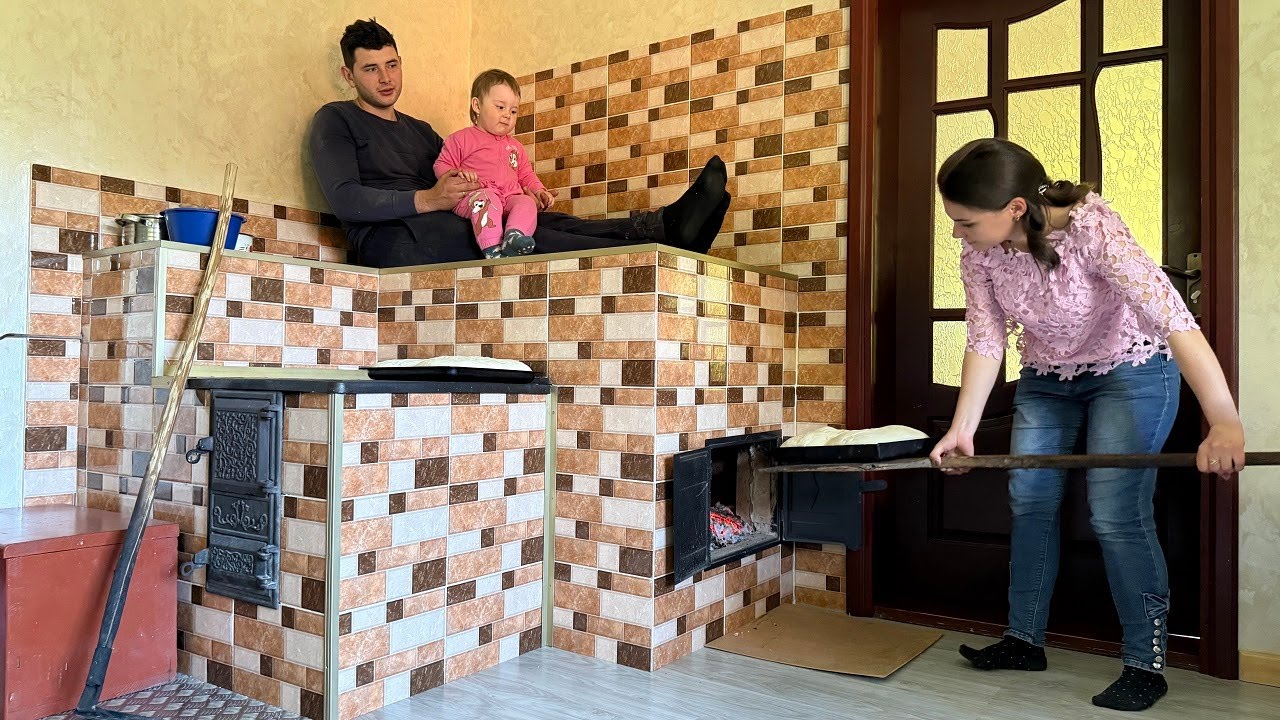 Baking Bread & Installing New Doors 🏡🔥 | Village Family Life in the Carpathians 👨‍👩‍👧🍞