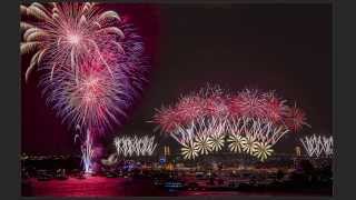 How to blend 3 fireworks photos into 1 photo