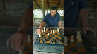 White's extreme attack makes Black weak....#chess #chessindonesia #chesspuzzle #chessgame