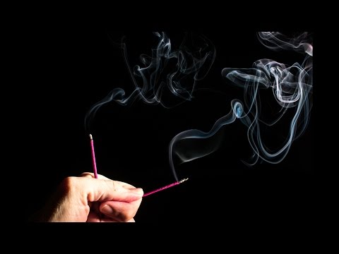 smoke-photography-with-an-entry-level-dslr-and-budget-flash