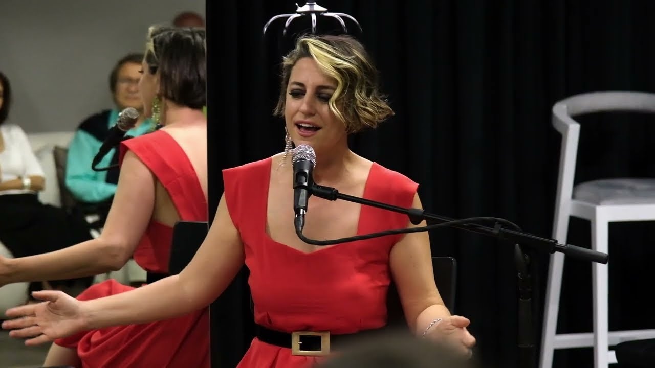 Dilek Türkan & Derya Türkan -  Mümkün Mü Unutmak Güzelim