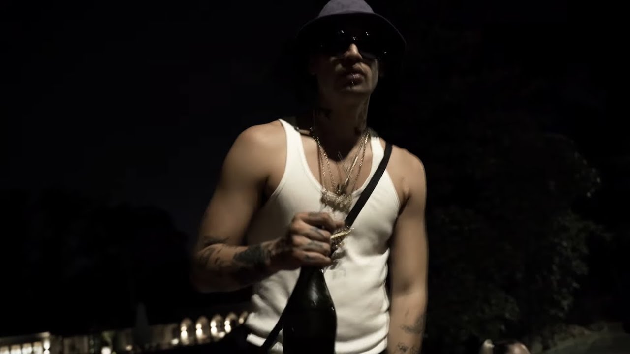Watch SQUEEZECOLD- NO COMPRO (PROD GUIDOCAZZA) on YouTube Watch SQUEEZECOLD- NO COMPRO (PROD GUIDOCAZZA) on YouTube
