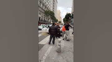 HE GOT A GUN ON HIM‼️Crazy guy Calls for Cops Downtown La