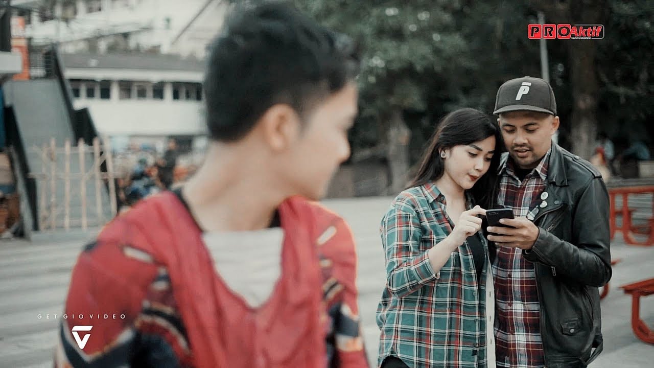 Umey - Tak Setia (Official Music Video)