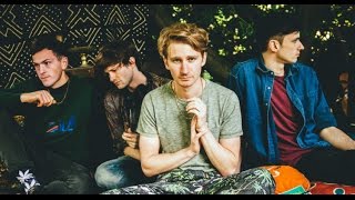 Glass Animals - Wyrd (lyrics)