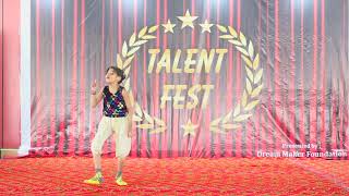 Indian young girl dance on stage on pinga gapori song