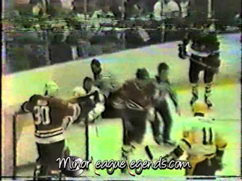 Archie Henderson vs Mitch Wilson  -  Saginaw vs Muskegon I.H.L. 1987/88