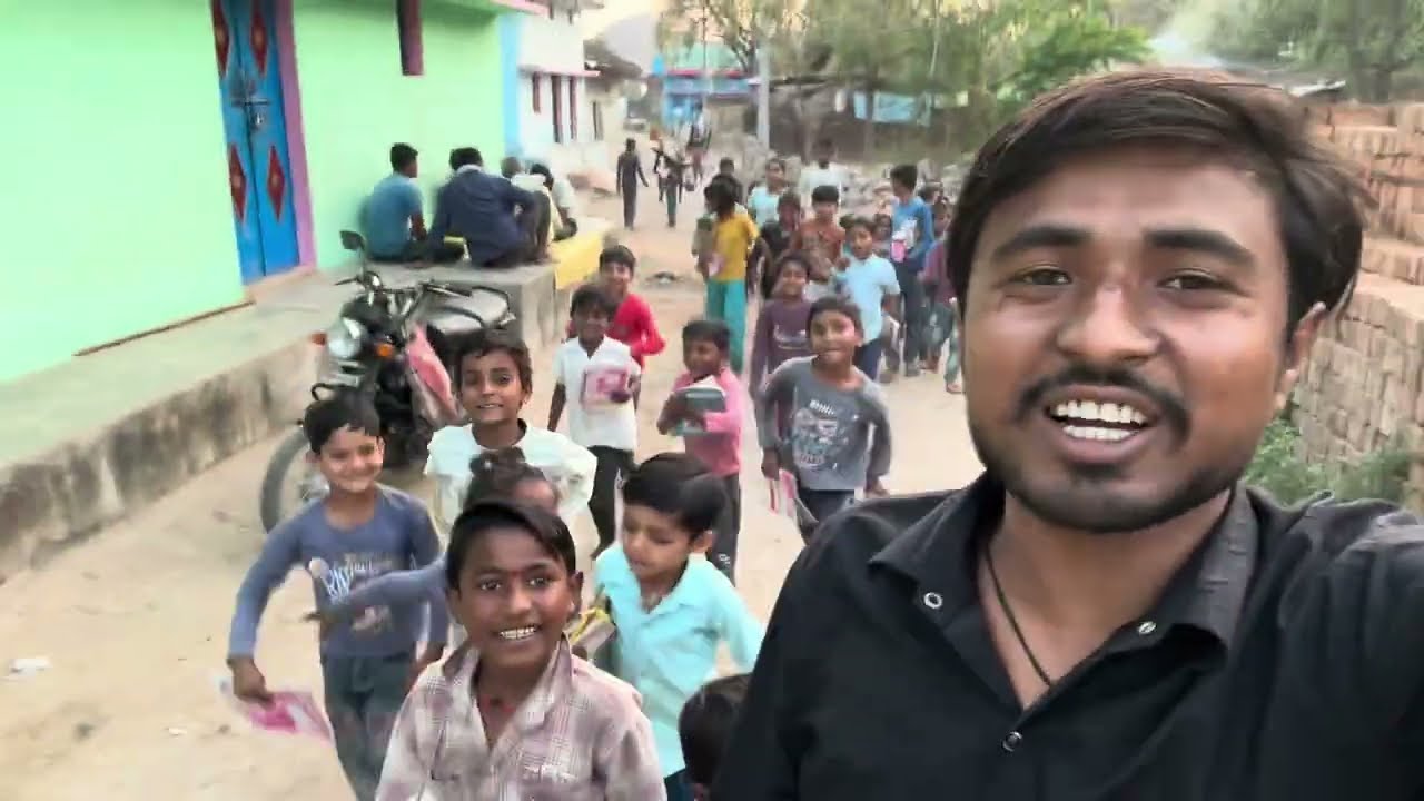 Bachcho ki khushi se mujhe khushi milti hai 