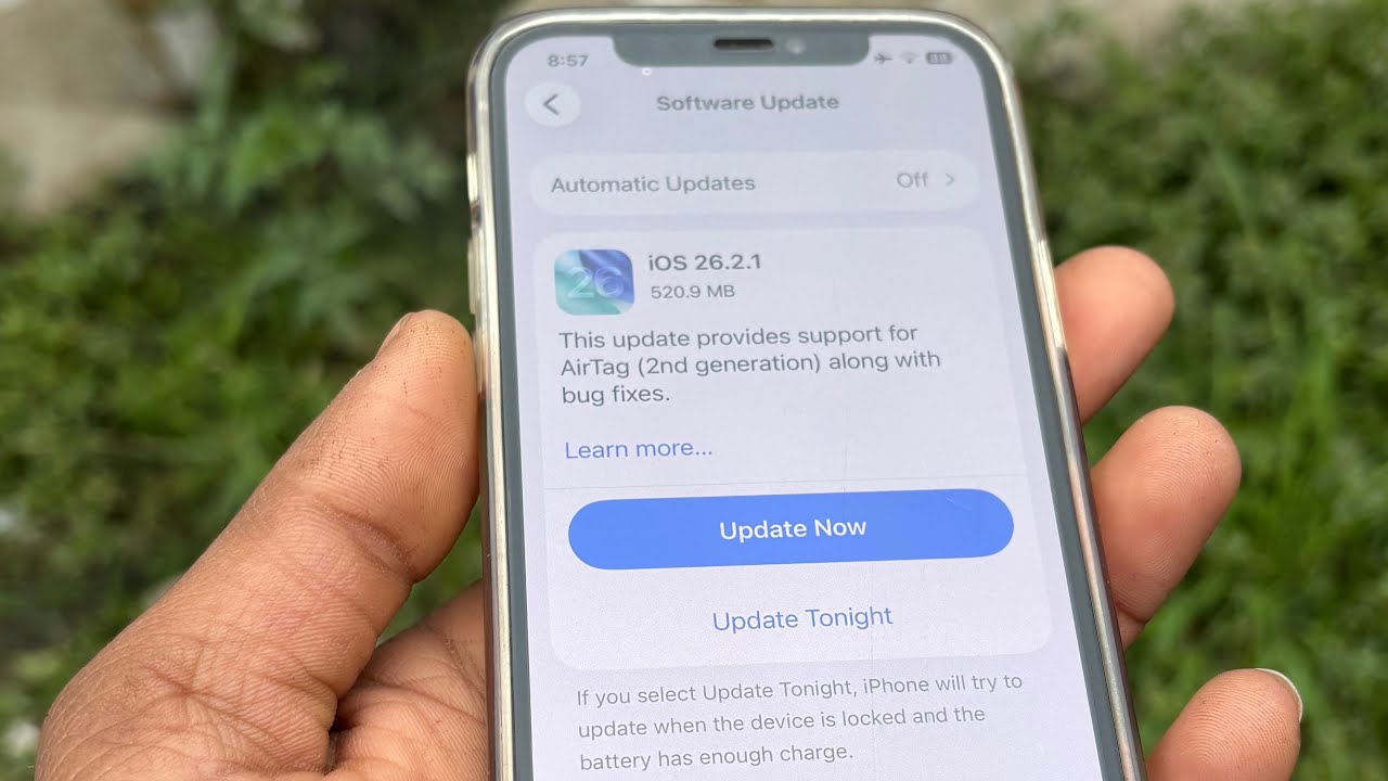 iOS 26.2.1 Update Full Review For iPhone 12🔥🔋 - YouTube