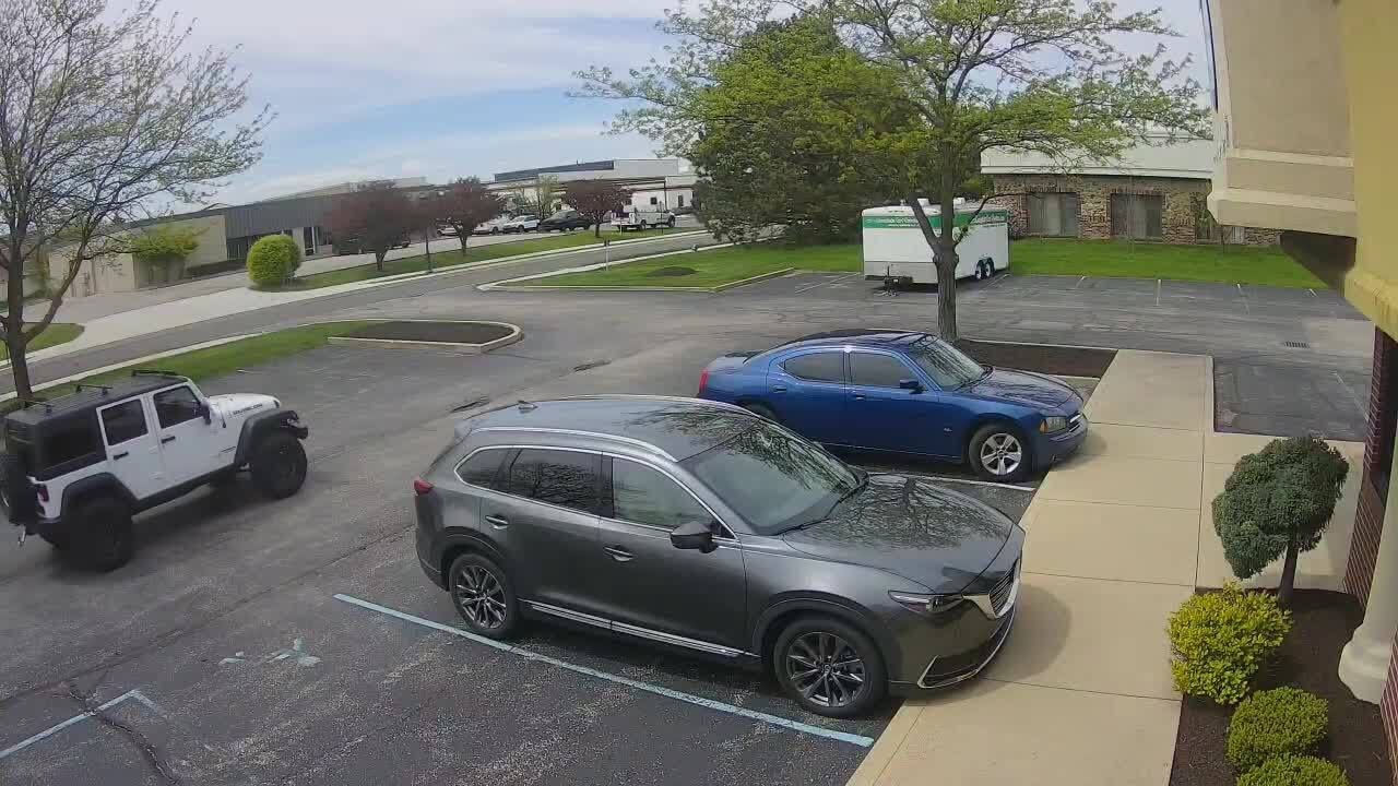 Fishers PD ends chase with PIT maneuver - YouTube