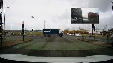 Fail Cobridge   Not using mirrors correctly when changing direction