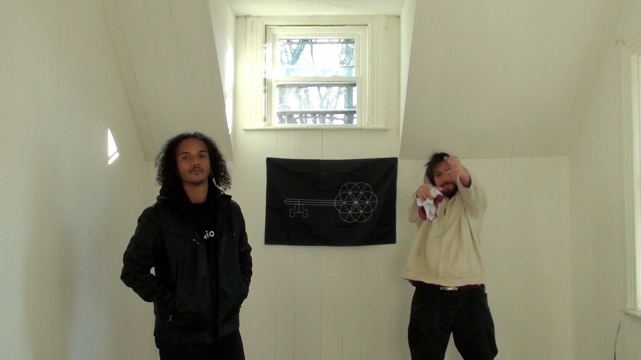 DRAE KI & MEL - LAST YEAR BEING BROKE (Official Video)