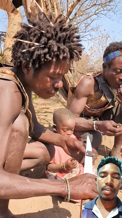 African man kaise khana kha rahe hain 🤤🤤🤤 #africa #Bushman#shorts