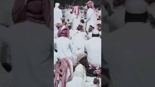 اقبل العيد وكل الناس فرحانه عاده الله عليكم ياهل الديره