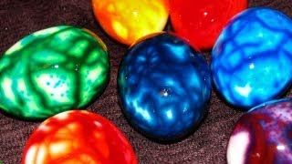 How to Make Groovy Easter Egg Art with Bain marble eggs all the colors of the rainbow