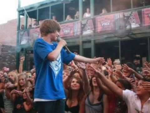 justin-bieber-one-less-lonely-girl-(acoustic)-hq-lyrics-+-download-link