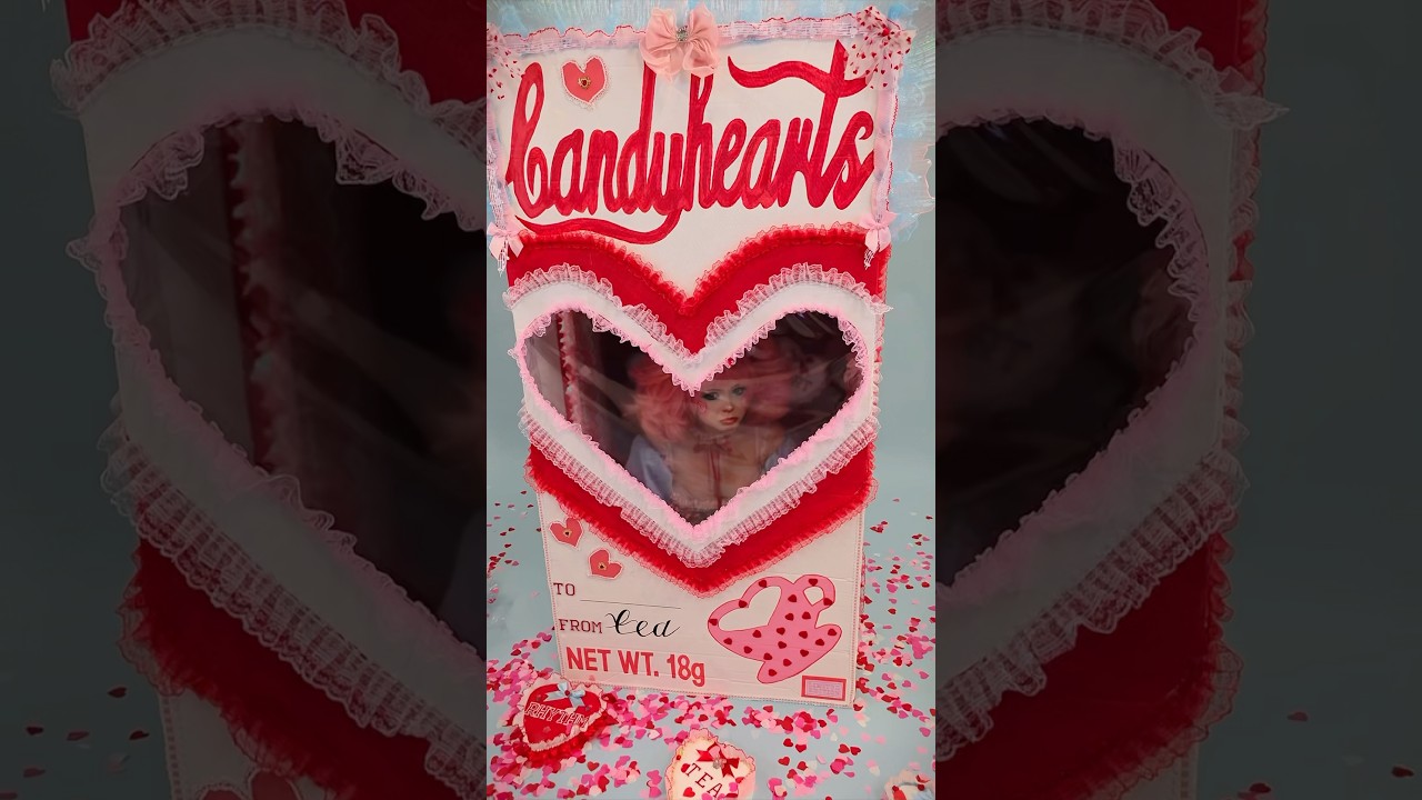 I TRAPPED myself inside of a candy box! Come to a photoshoot with me… #oc #cosplay #cosplayer