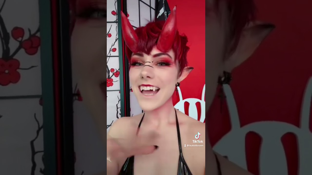 Forehead horns for cosplay tip