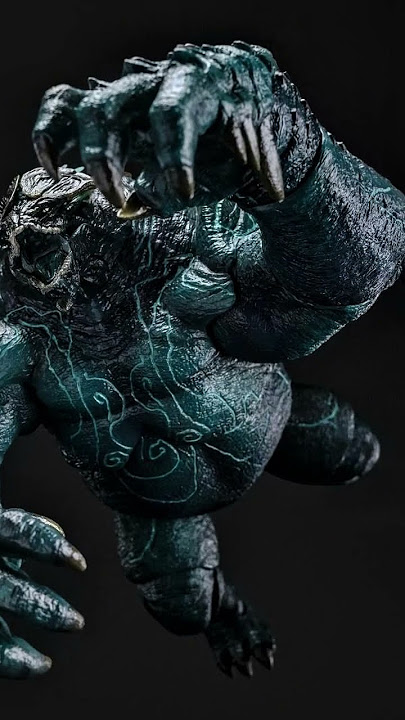 Lingjihun Leatherback action figure looks awesome!!!        #action #pacificrim #gipsydanger #posing