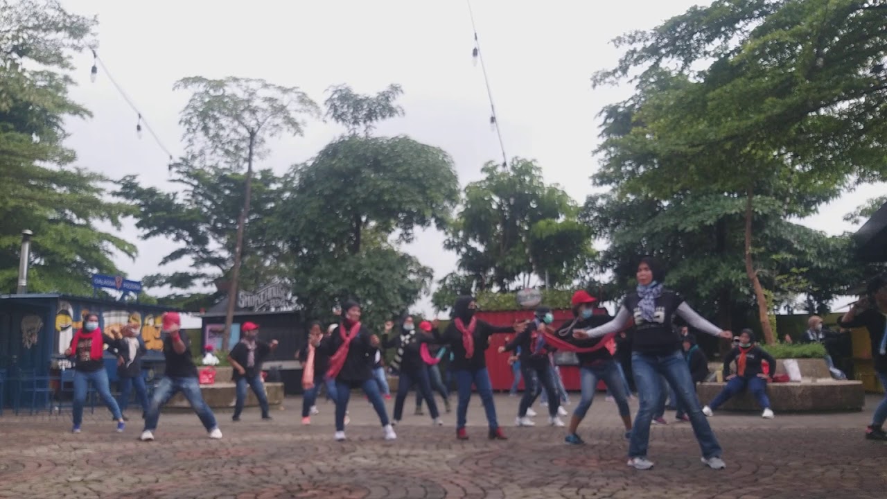 TAKI-TAKI Line Dance Demo by TLDC