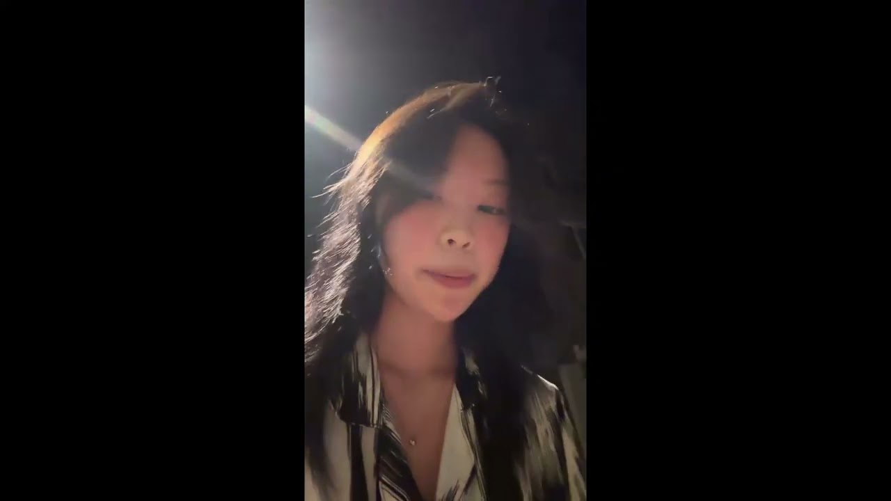 Korean girl smoking spitting 15