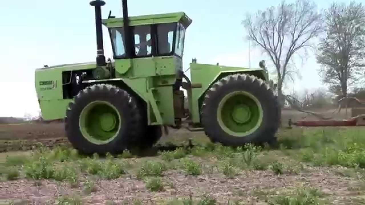Steiger ST-270 in action.