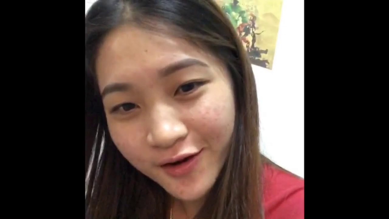 Vlog #10 What is in my bag? 🎒👧🏻 - YouTube