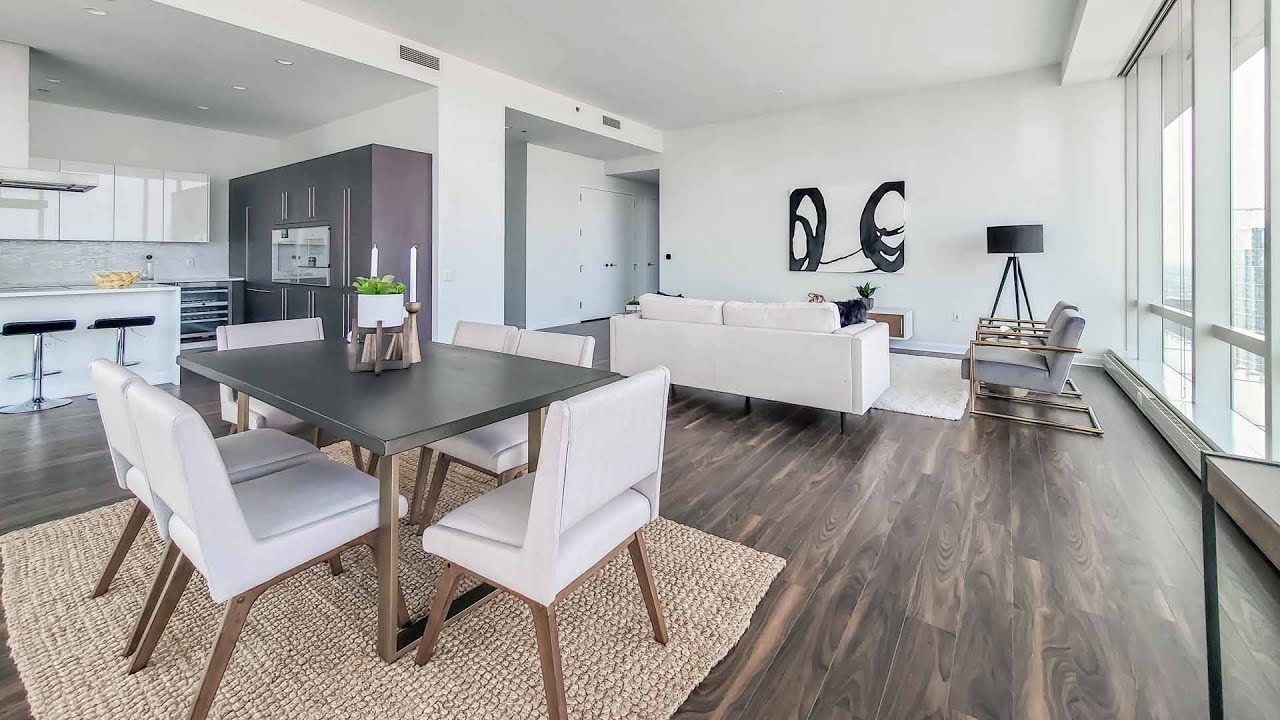 A 3-bedroom penthouse model at the Loop's lavish OneEleven tower