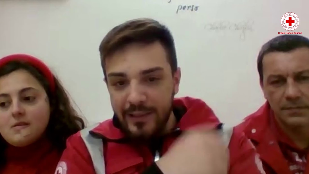 Soccorritori trattati come untori. Un'assurdità che deve finire