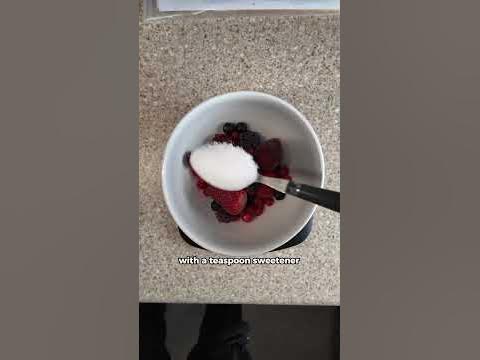 Mixed Berry Overnight Oats - YouTube