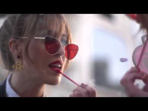 Shooting Melania (ft. Mad Nomad)