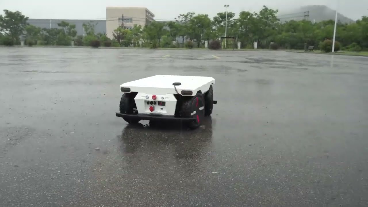 JD02  Four-wheel drive with dual Ackermann steering, waterproof, and highly stable performance!