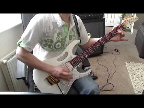 Michael Jackson - Beat It (Solo Cover)