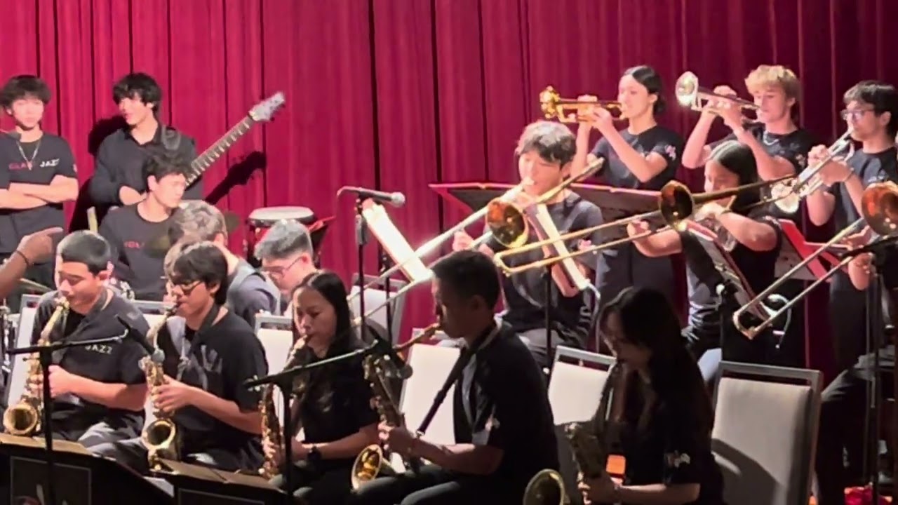 2024. Hawaiian convention center iolani jazz band concert 