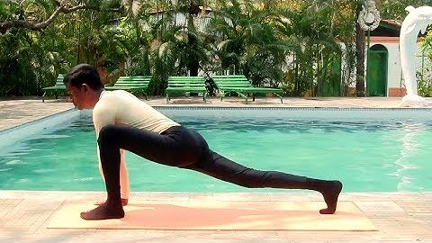 Utthan Pristhasana (Lizard Pose)
