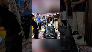 Sourav ne diya kunali ko gift