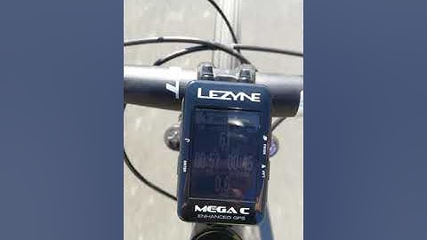 Lezyne MEGA GPS C + Strava SEGMENT