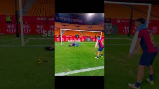 After every big game, Pedri’s dad turns into a goalkeeper🧤 #football #fcbarcelona
