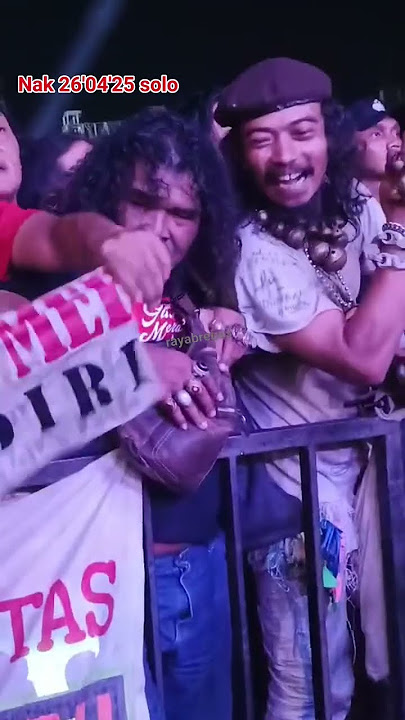 konser Iwan fals & band #masukberandayoutube #music #konsermusik #iwanfals