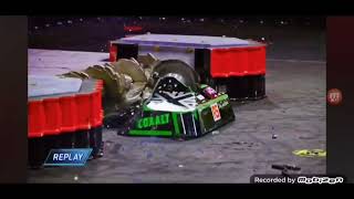 Battlebots Cobalt vs Ghost Raptor replay in reverse