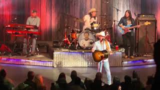 Justin Moore - Small Town U.S.A ( Live on tour 2021 )