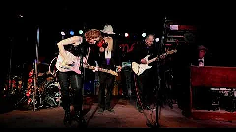 Sue Foley "Pretty Thing" The Jungle Show (w/Gibbon...