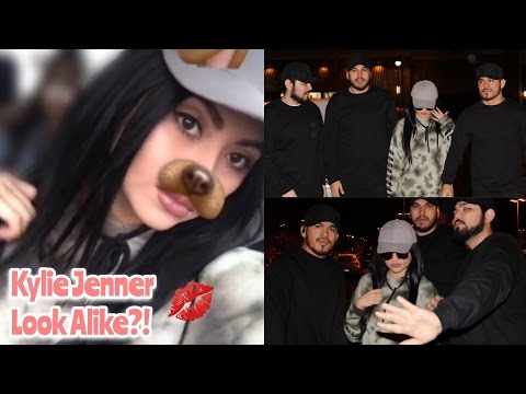 Video: Kylie Jenner Neto vrednost: Wiki, poročena, družina, poroka, plača, bratje in sestre