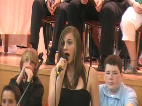 14 Year Old Sings Hallelujah From Shrek (Leonard C...