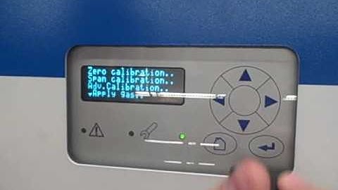 Calibrating an oxygen transmitter (O2 analyzer)