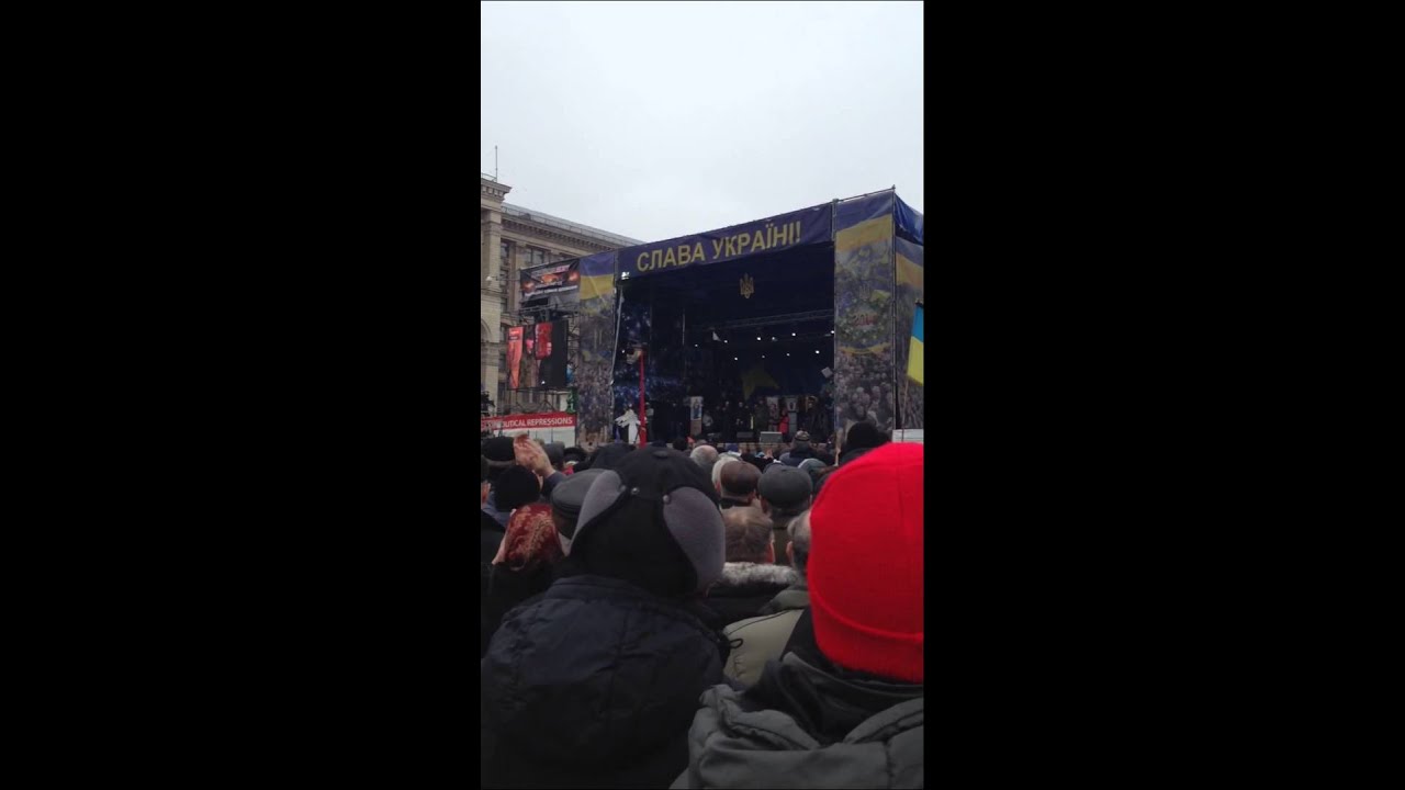 Андрей Марунчак на сцене Майдана