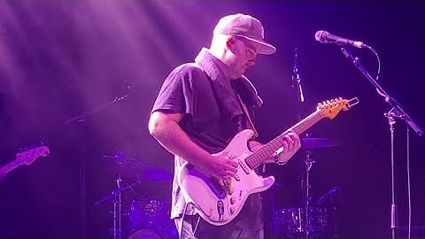 Easy - Mac Ayres @ London (27.10.2023) O2 Shepherds Bush Empire